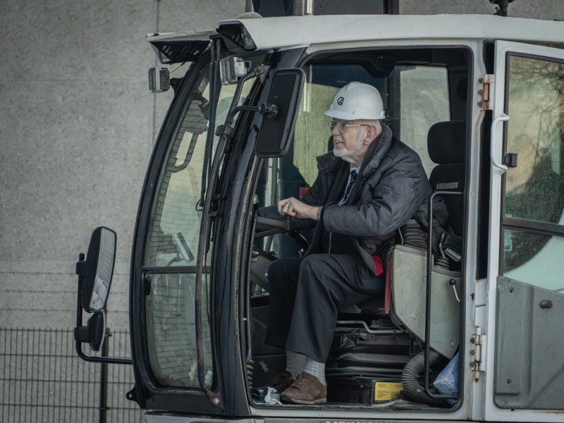 Officiële handeling TMG - Dirk Kortbeek